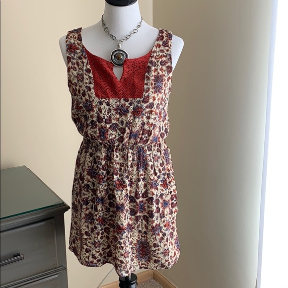 As U Wish Sleeveless dress - Picture 2 of 8